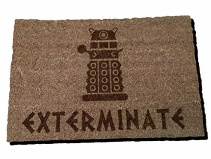 DR WHO DALEK INSPIRED WELCOME DOOR MAT 60x40 cm COIR DOORMAT OUTDOOR INDOOR ENTRANCE RUG PRESENT HOUSE WARMING GIFT