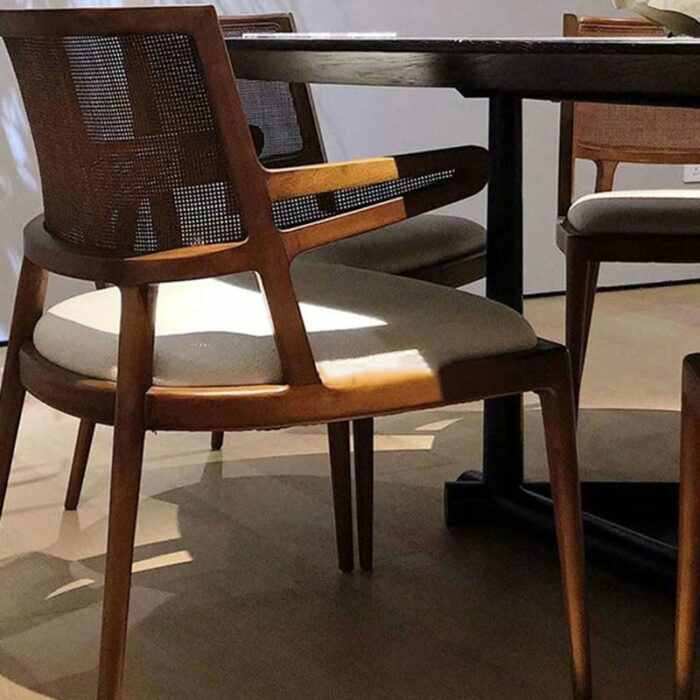 JJZXD Retro Dining Room Furniture With Armrests Backrest Chair Solid Wood Dining Stool Woven Rattan Chair
