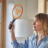 Zero In Handy Bug Bat Swatter. Battery Powered. Travel Size: 35.0 cm x 4.0 cm x 18.5 cm. Kills Flying Insects on Contact, Suitable for Indoor and