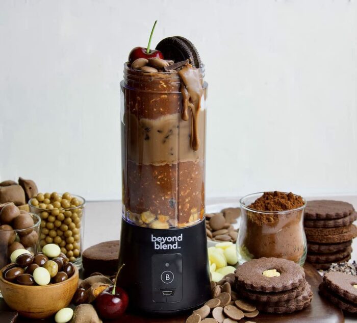 Beyond Blend Portable Blender | Fashionable Sleek Design with Powerful USB Rechargeable Motor Blender Smoothie Maker | 6 Edge Noiseless Blades |